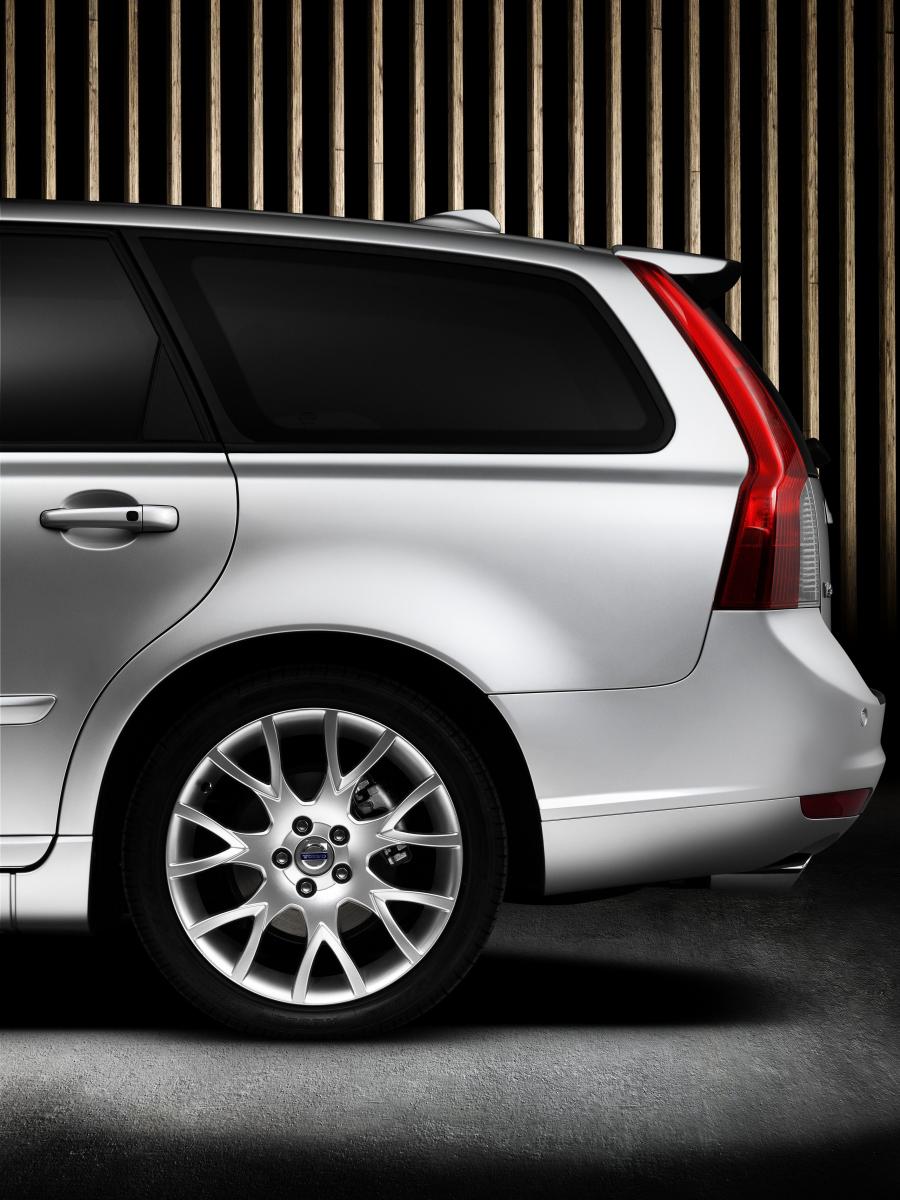  Volvo V50 T5 2007 года  (фото 39 из 47)